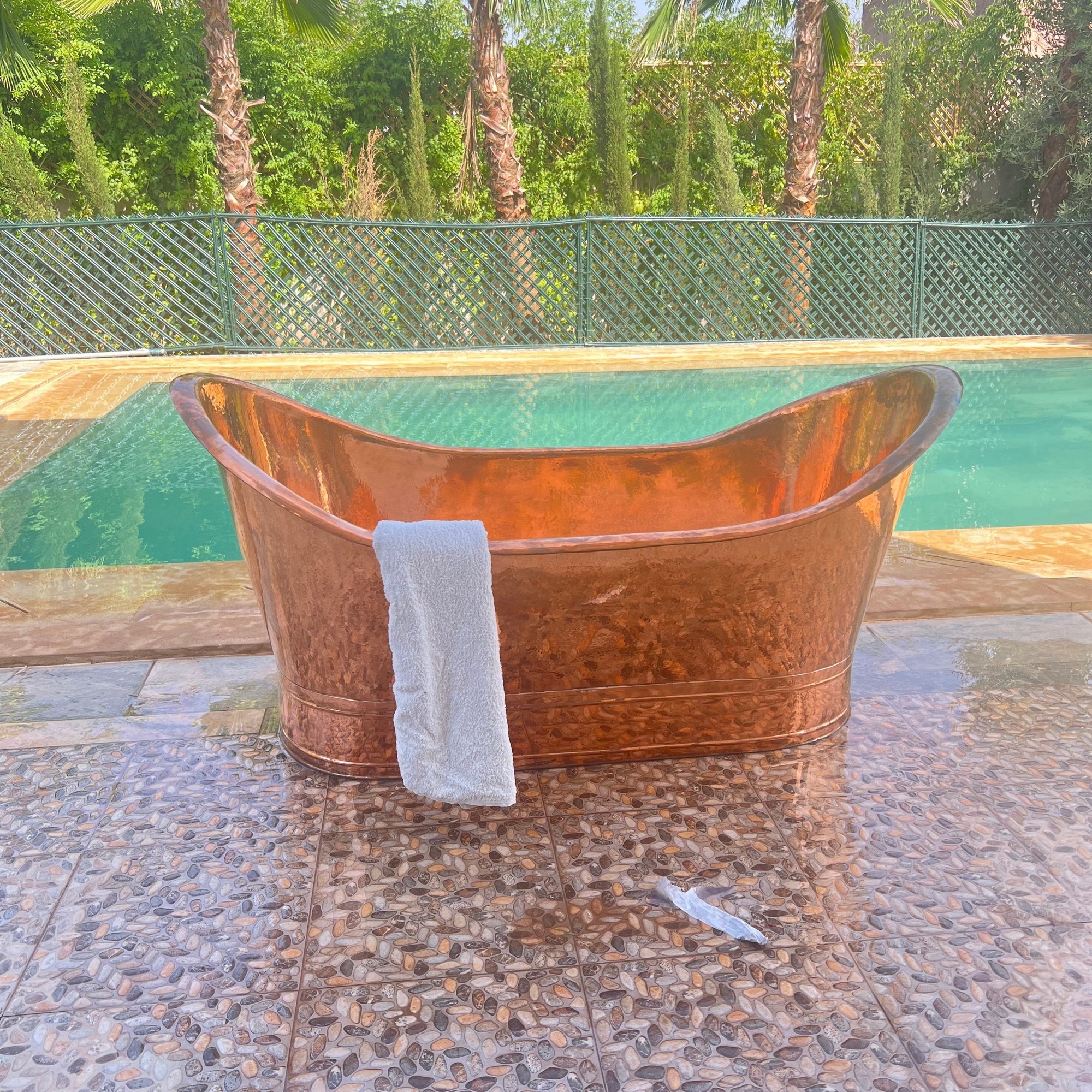 Unlacquered Copper Bathtub , High-Quality 16 gauge copper bathtub for luxurious bathroom