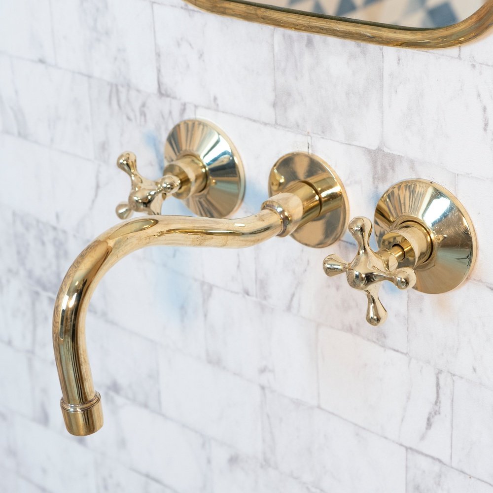 Cobra Wall Mounted Faucet