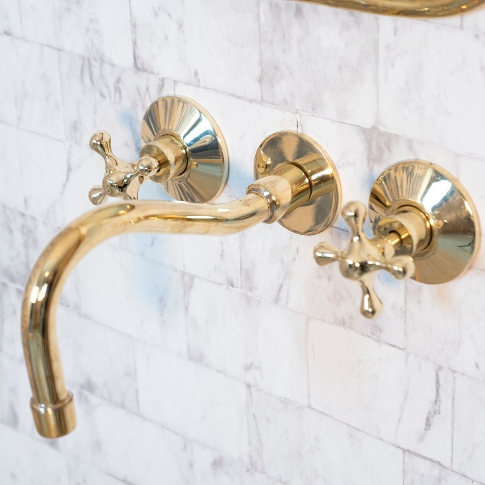 Cobra Wall Mounted Faucet