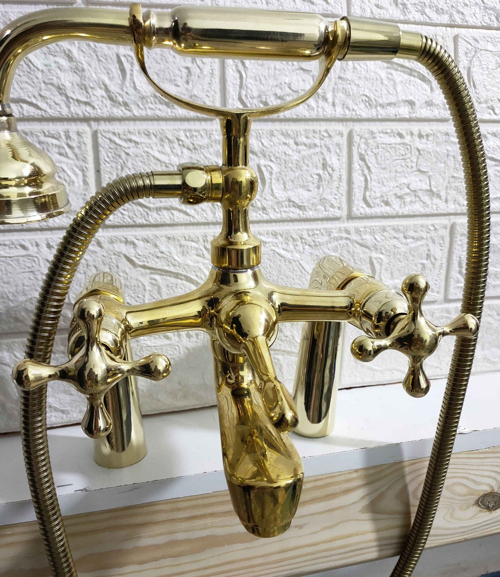 Unlacquered Brass Deck Mounted Tub Filler