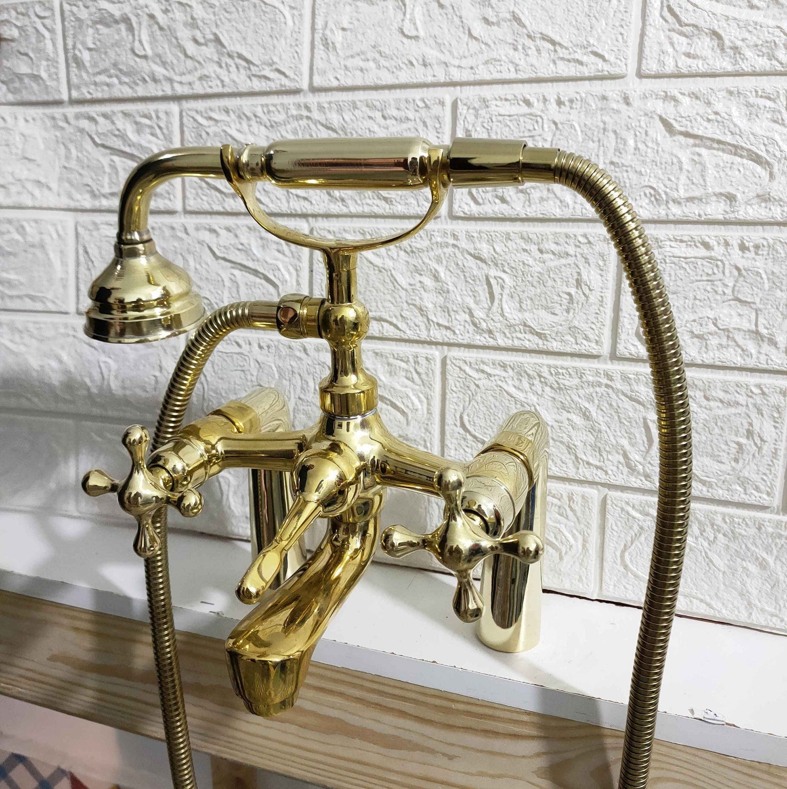 Unlacquered Brass Deck Mounted Tub Filler