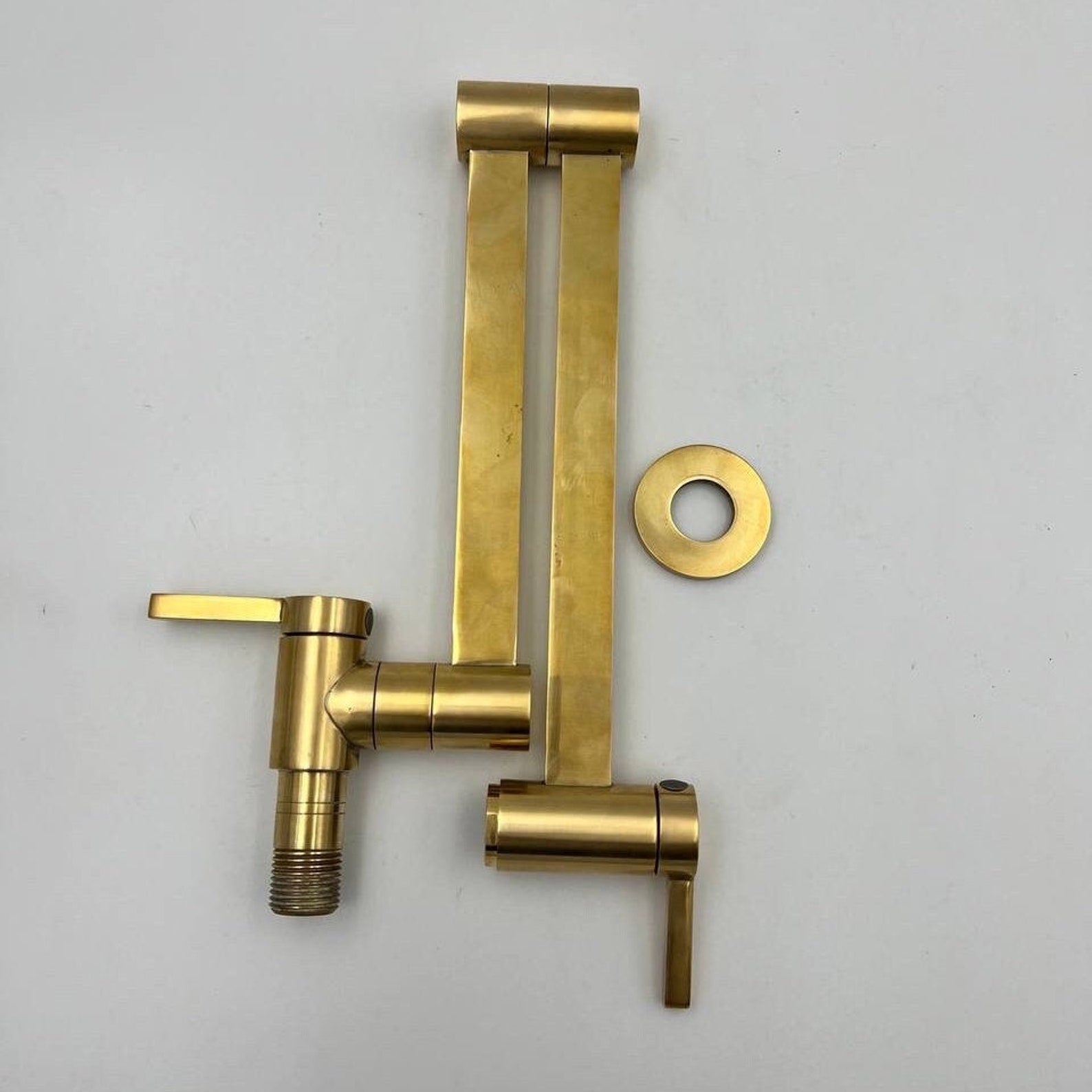 Elegant Unlacquered Brass Pot Filler for a Timeless Touch