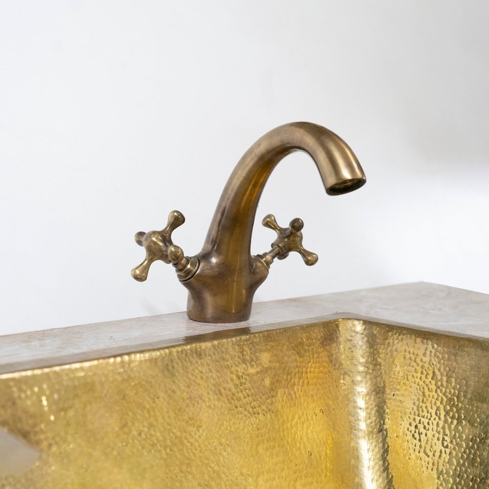 Oil Rubbed vanity faucet