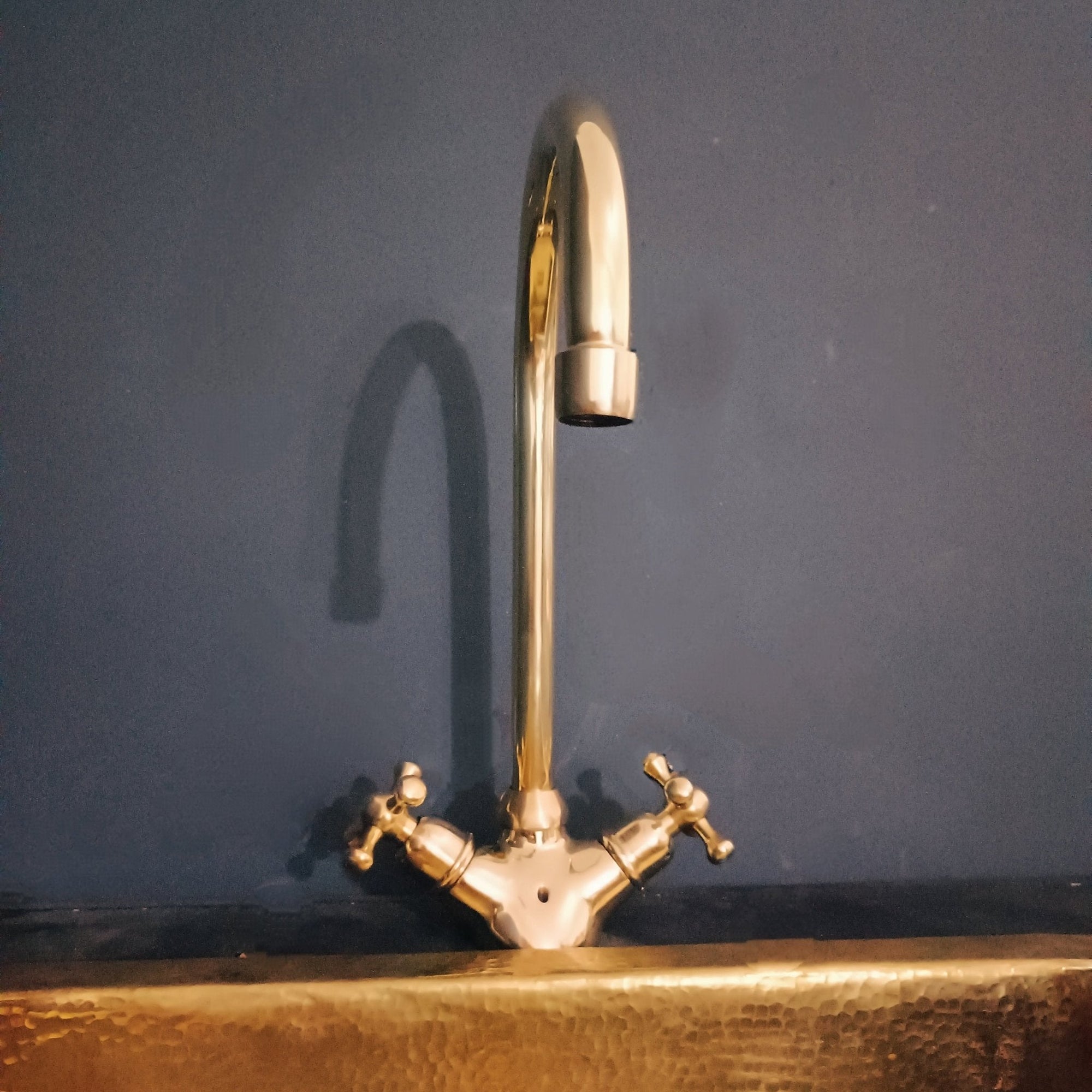 Brass Gooseneck Faucet