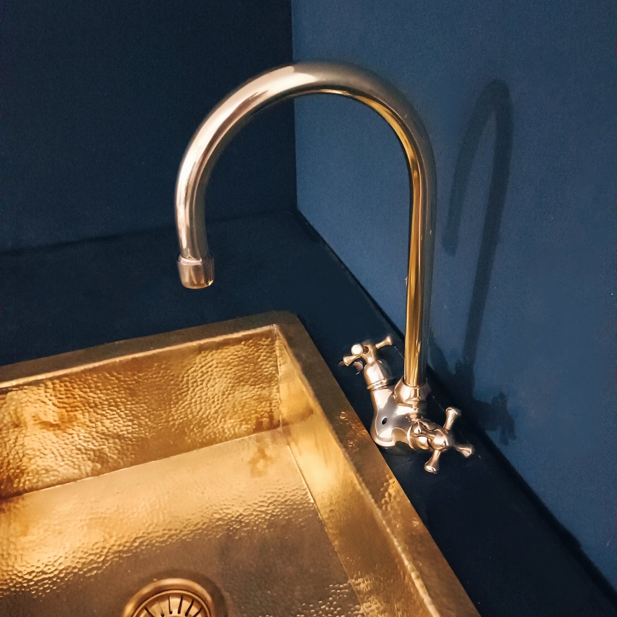 Brass Gooseneck Faucet