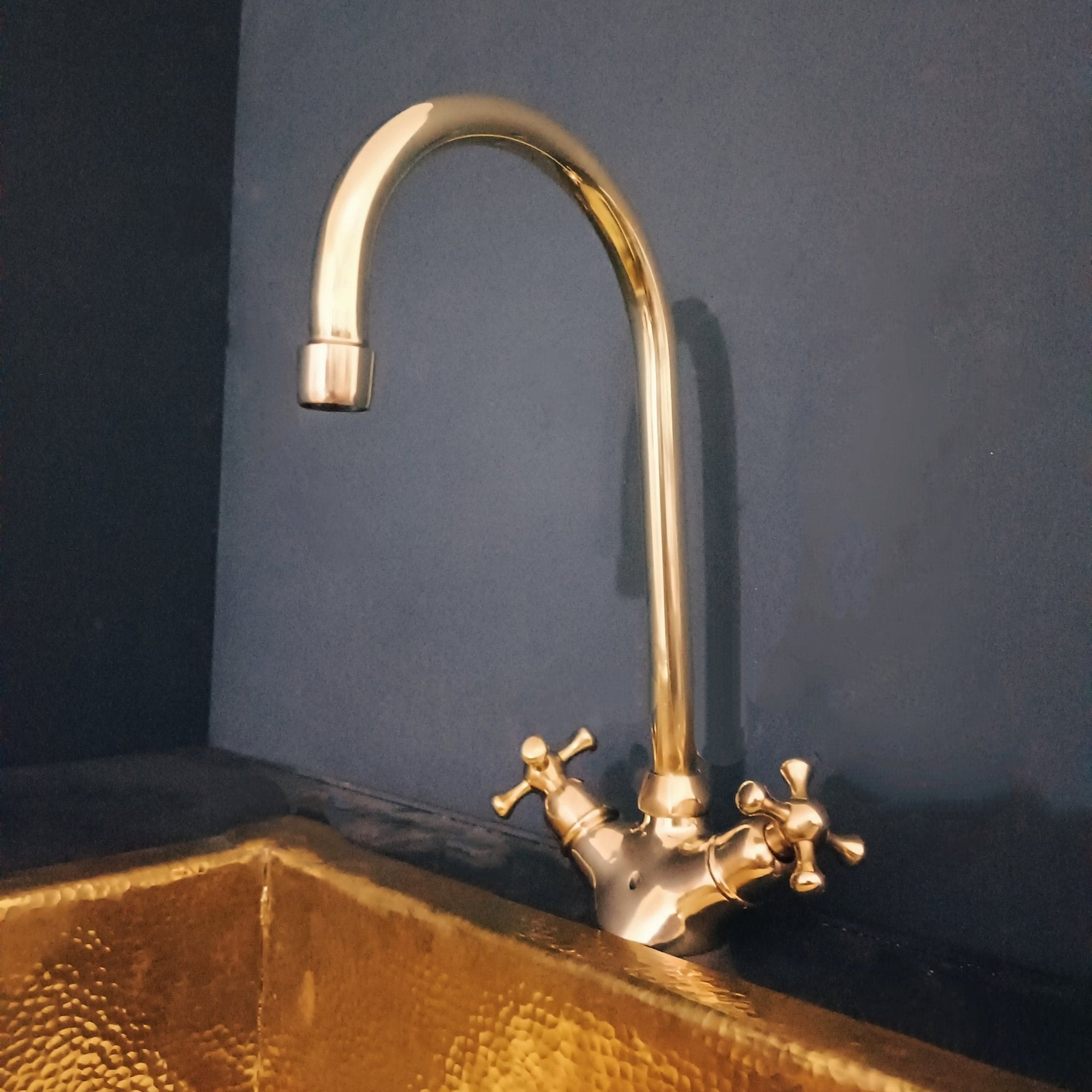 Brass Gooseneck Faucet