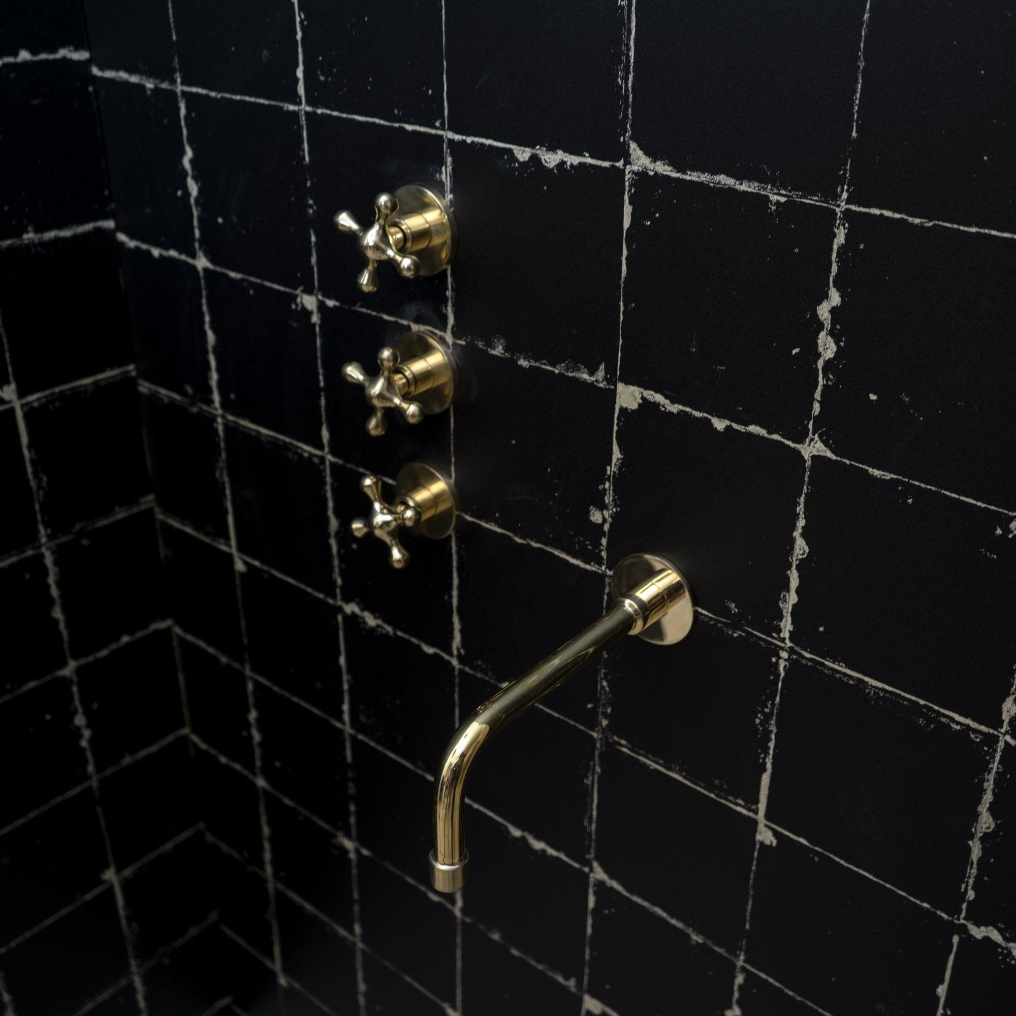 Unlacquered Brass Solid Brass Shower Head And Tub Filller